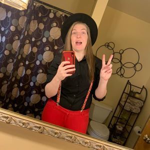 Meet your Posher, Kayla